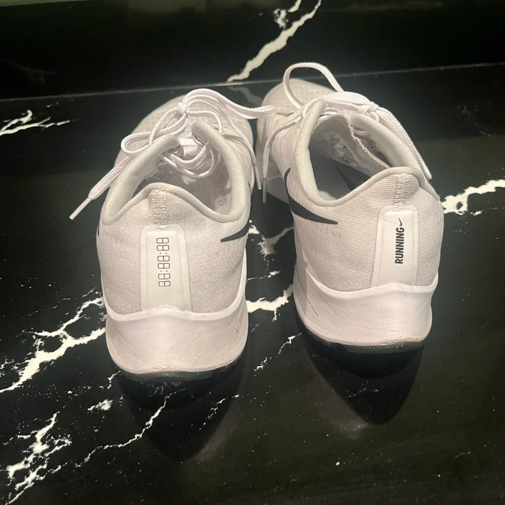 Nike Air Zoom Pegasus 37 Pure Platinum - Size 12 - Picture 5 of 9